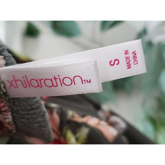 Xhilaration Women's Gray Floral 100% Rayon Comfort Waist Pull On Trouser Pant S - Picture 7 of 11